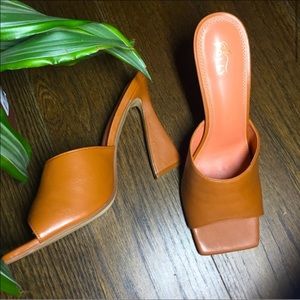 Oh Polly “Trust Me” Leatherette Mule Slide Heels